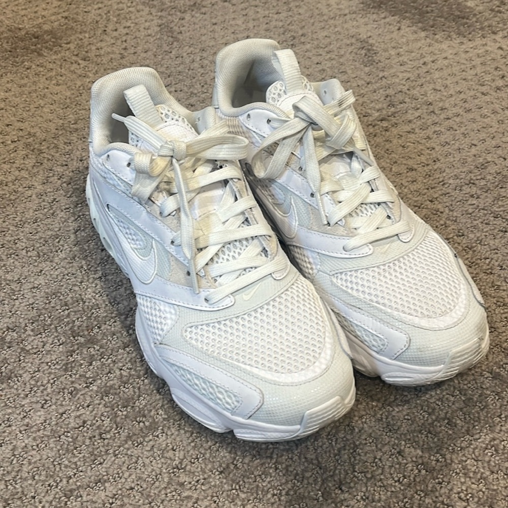 Nike Air Zoom Fire Size 9